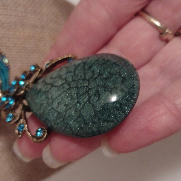 Blue Bohemian metallic water pendant w/blue gems & sead bead rope necklace - Picture 6 of 7